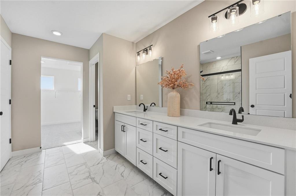 1520 Se Sweet Root Drive Property Photo 27