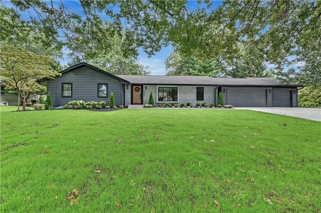 9427 Wenonga Road Property Photo