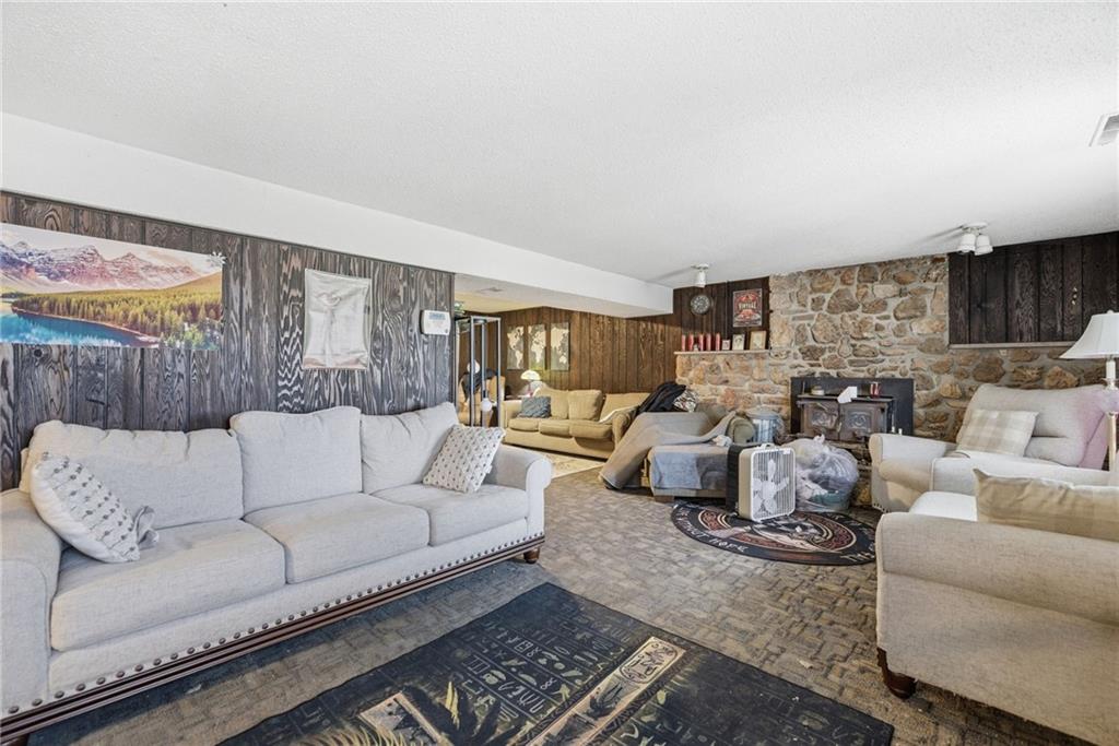 14903 E Kentucky Road Property Photo 2