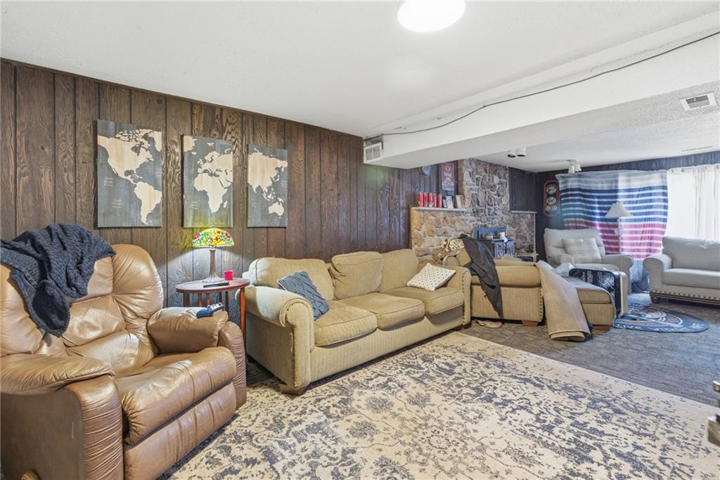 14903 E Kentucky Road Property Photo 8