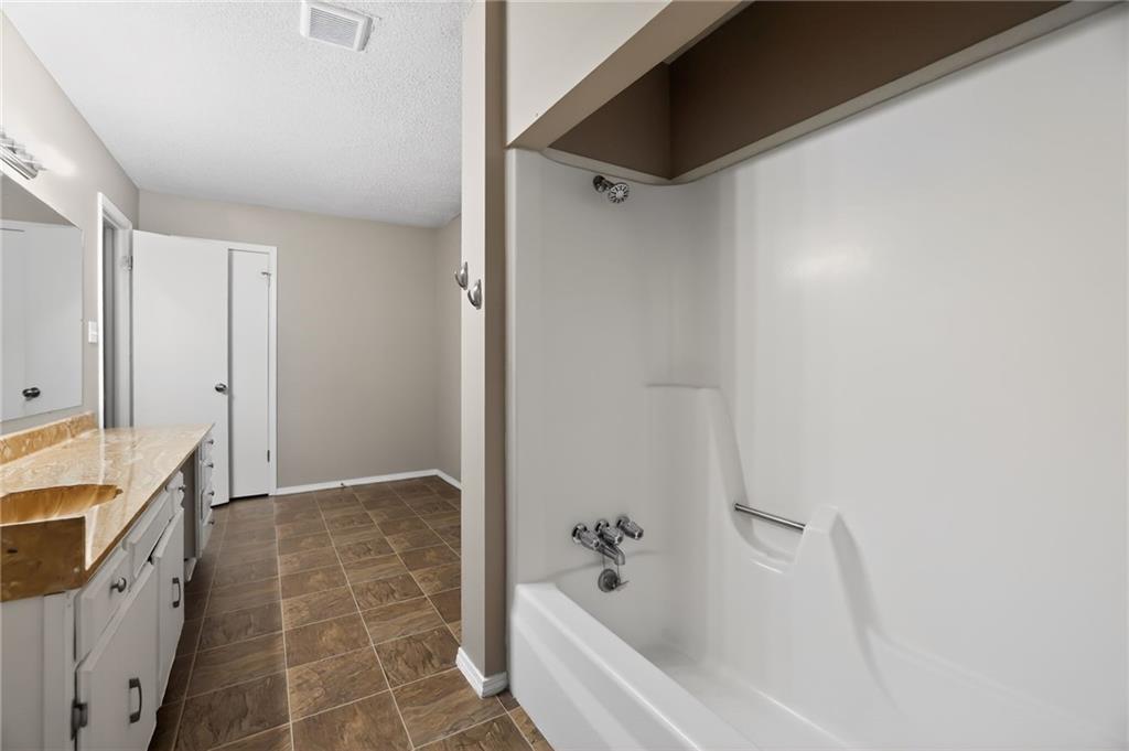 11104 Bristol Terrace Property Photo 19