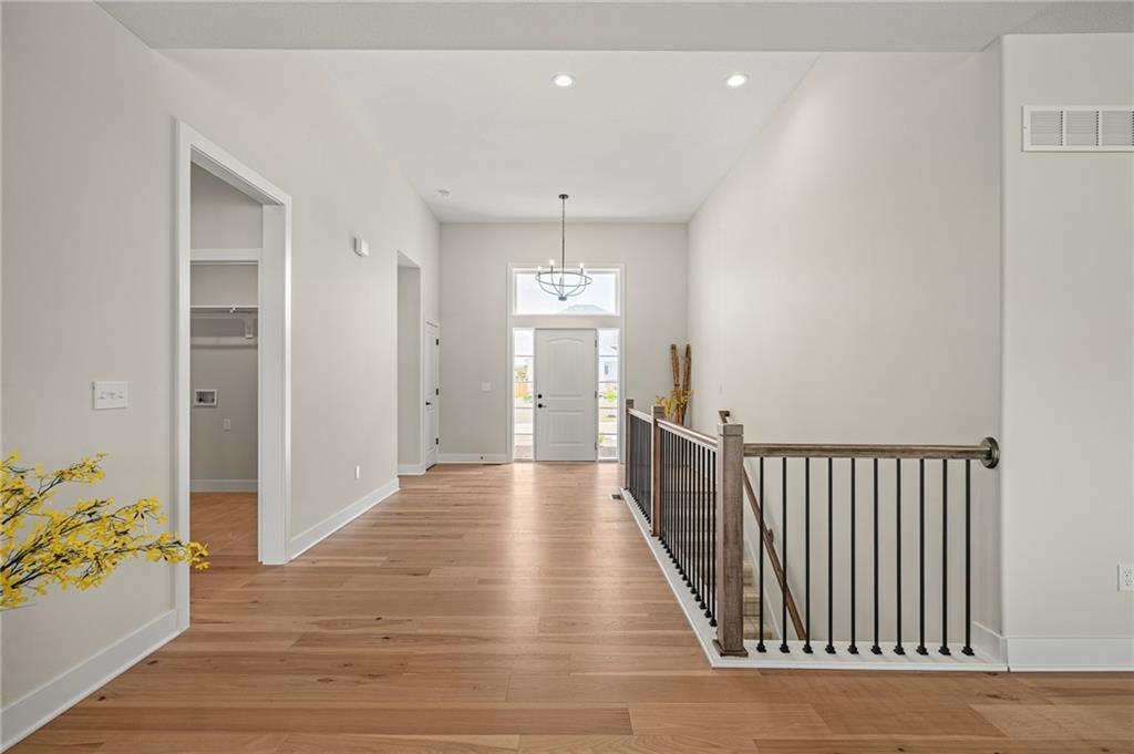 25010 W 89th Terrace Property Photo 4