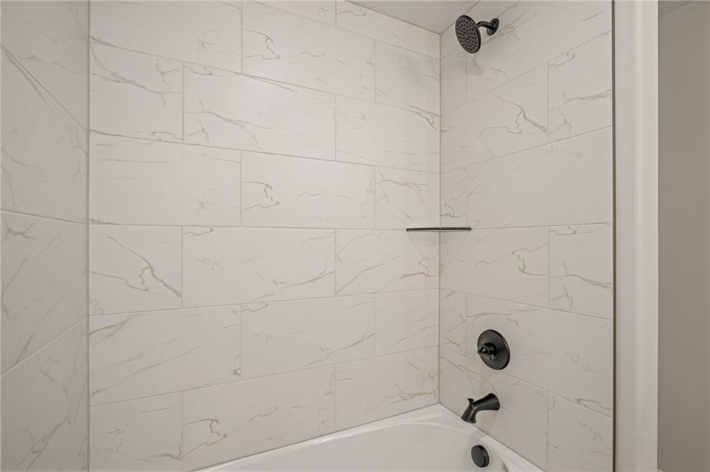 25010 W 89th Terrace Property Photo 34