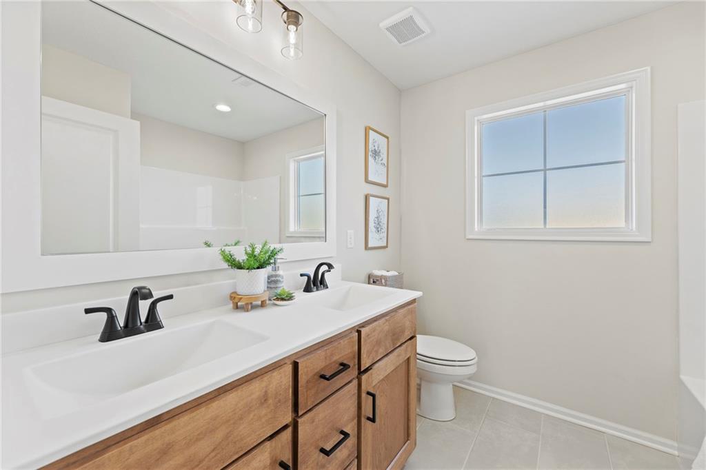 20779 Emerald Street Property Photo 28