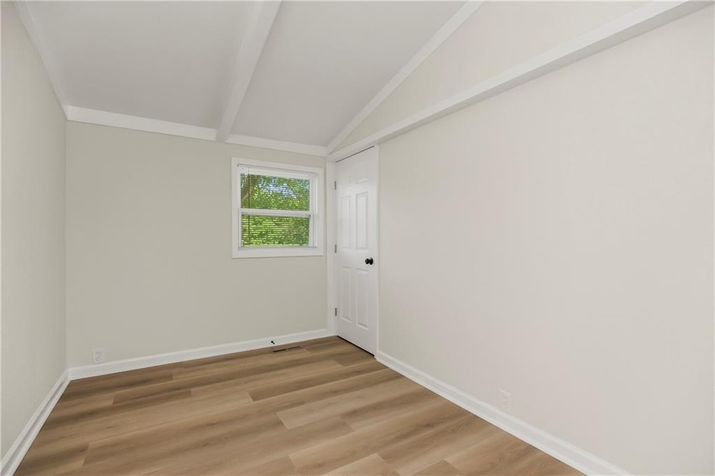9201 E 79th Street Property Photo 6