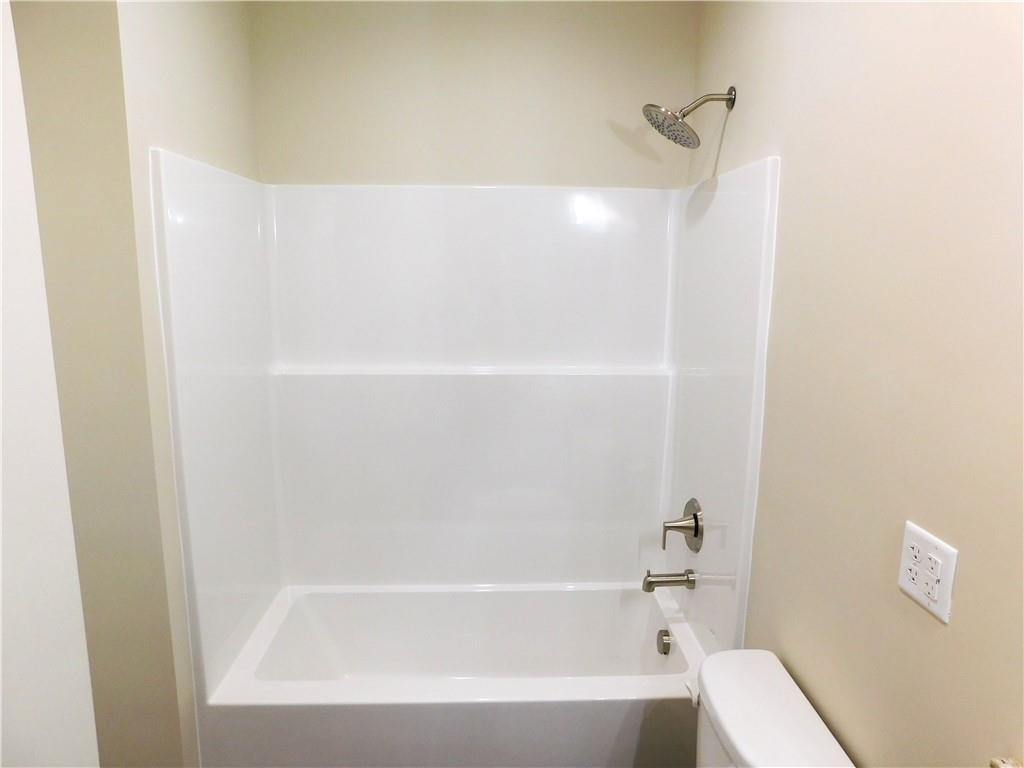 507 W 3rd Street Property Photo 16