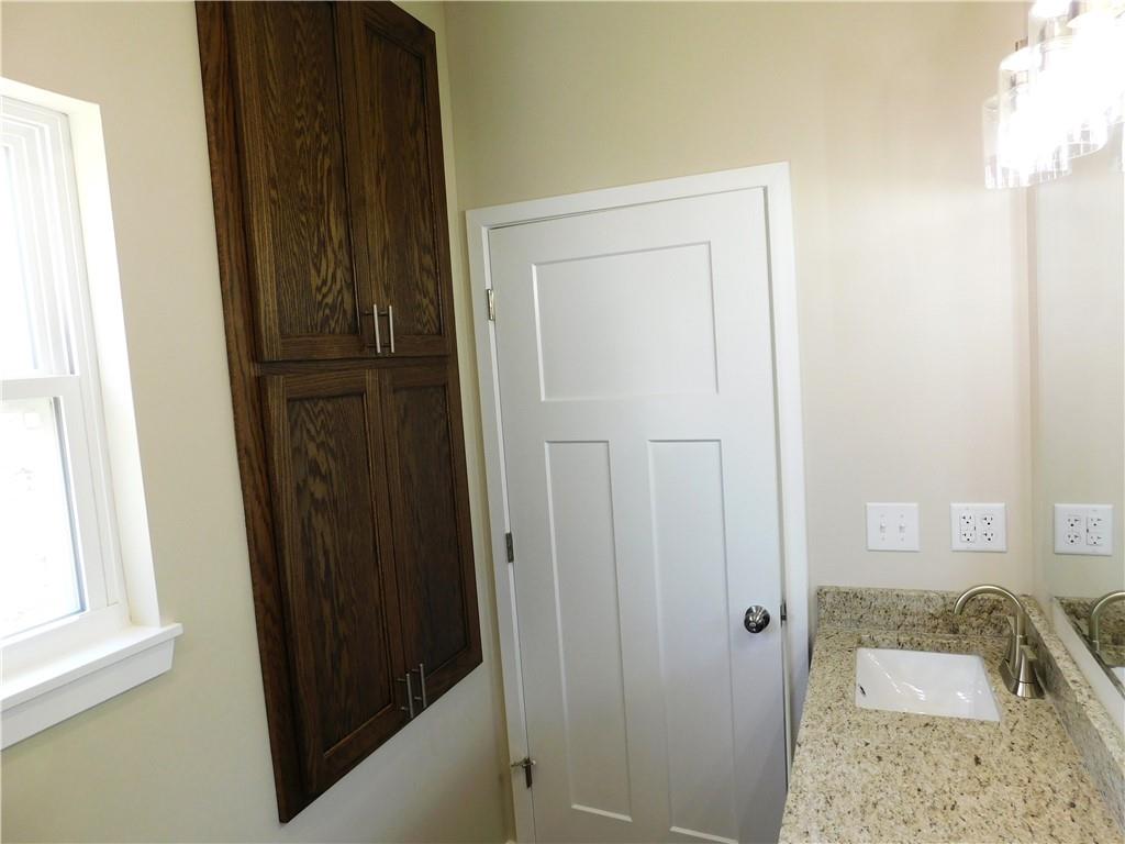 507 W 3rd Street Property Photo 25