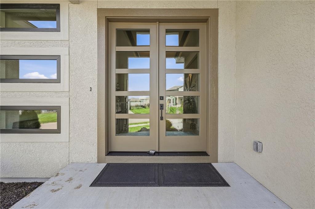 1117 Hummingbird Court Property Photo 5
