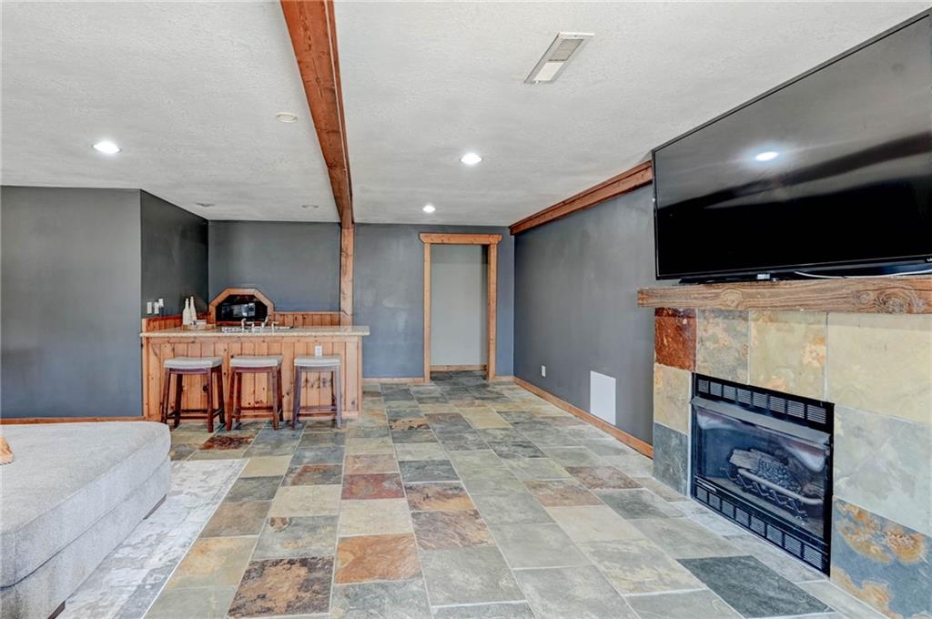 110 C Street Property Photo 39