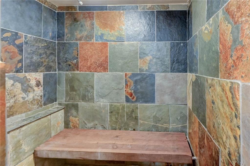 110 C Street Property Photo 45
