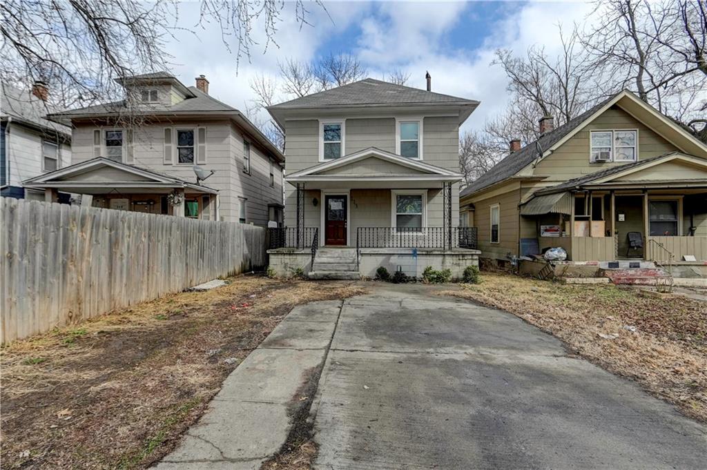 113 N White Avenue