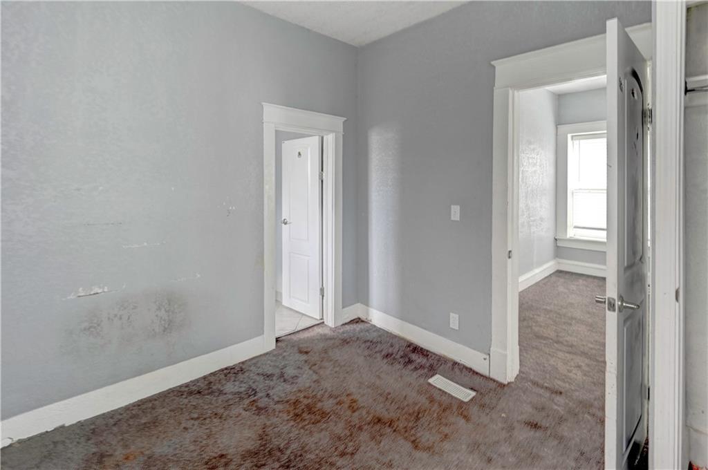 113 N White Avenue Property Photo 20