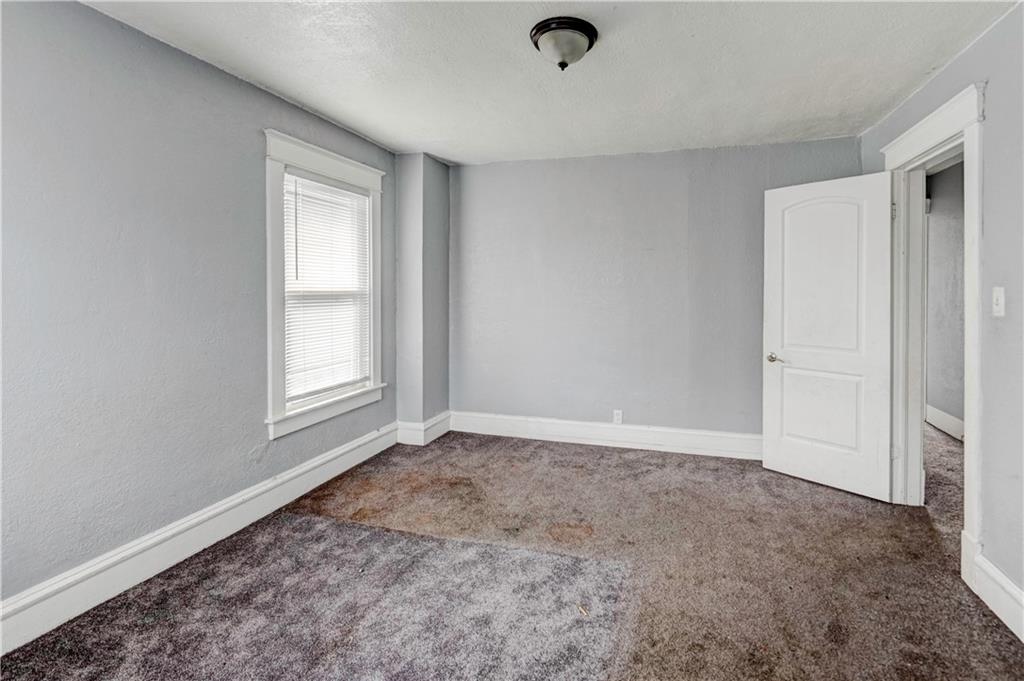 113 N White Avenue Property Photo 33