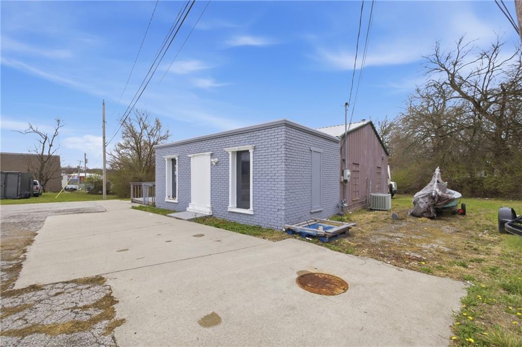 813 Sw Oldham Boulevard Property Photo 3