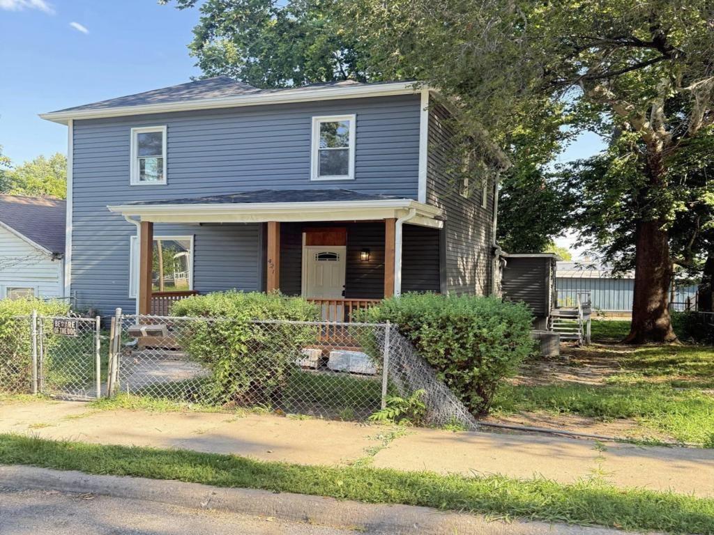 421 Osage Street Property Photo