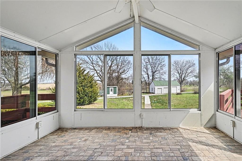 6409 Clinton County Line Road Property Photo 12
