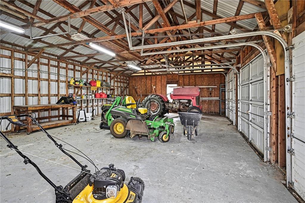 6409 Clinton County Line Road Property Photo 31