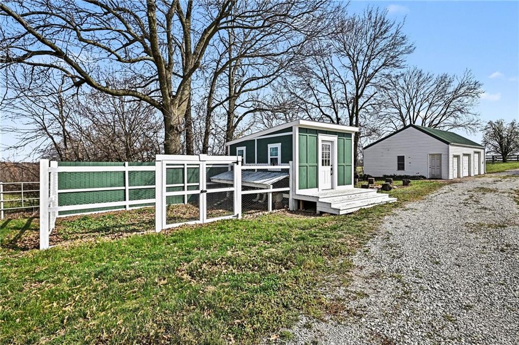 6409 Clinton County Line Road Property Photo 37