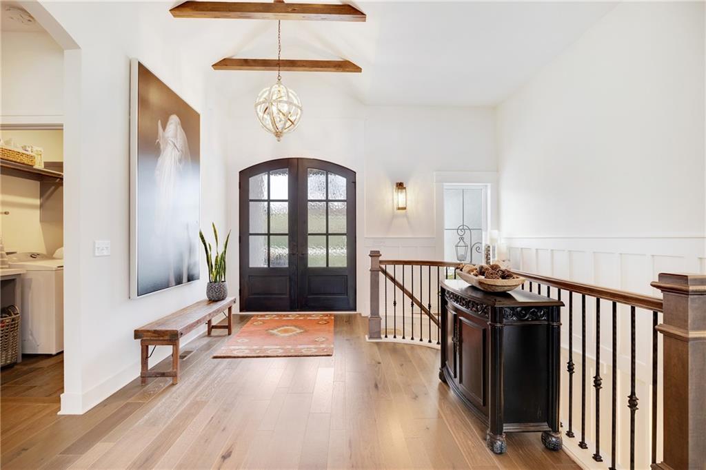 336 Thoreau Circle Property Photo 4