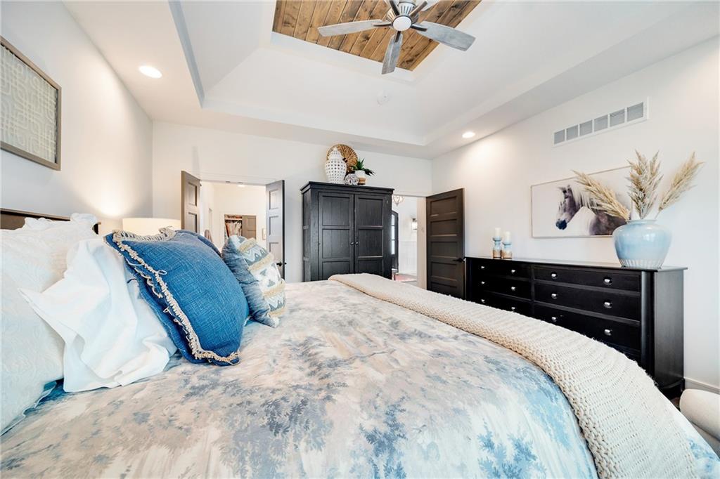 336 Thoreau Circle Property Photo 22