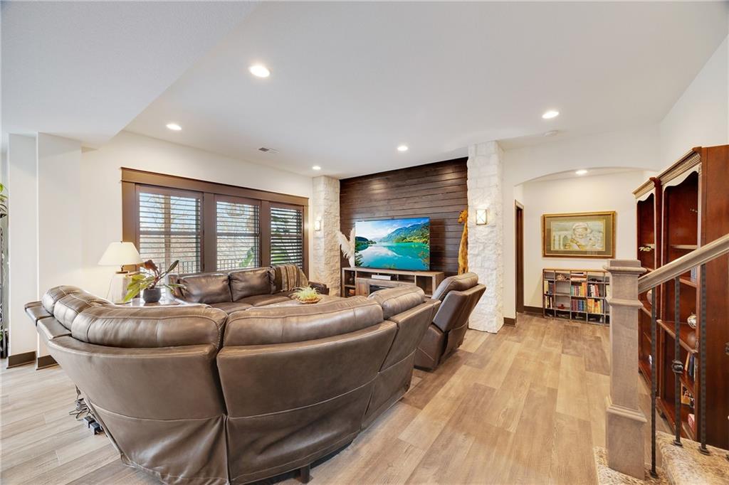 336 Thoreau Circle Property Photo 34