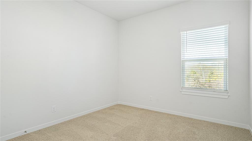25230 W 177th Terrace Property Photo 19