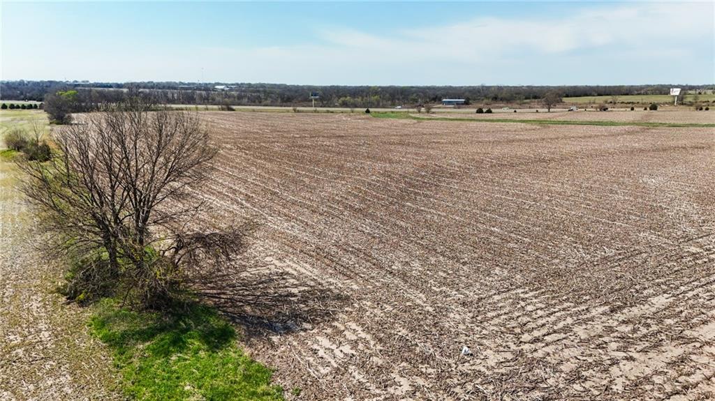 Pleasant Valley Road Property Photo 15