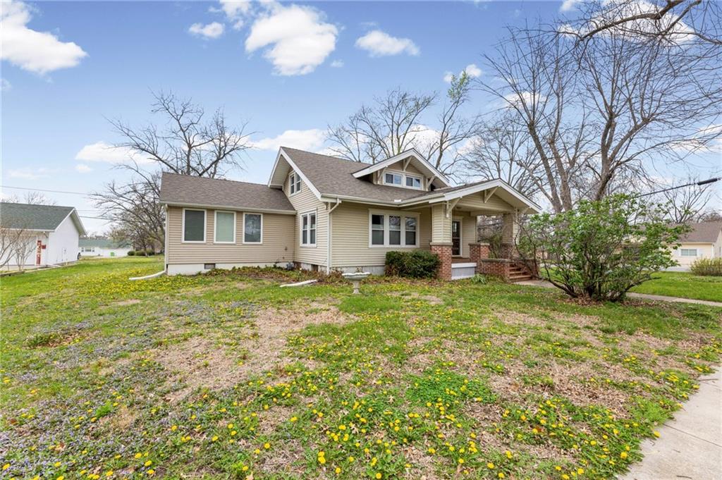 602 Oak Street Property Photo 1
