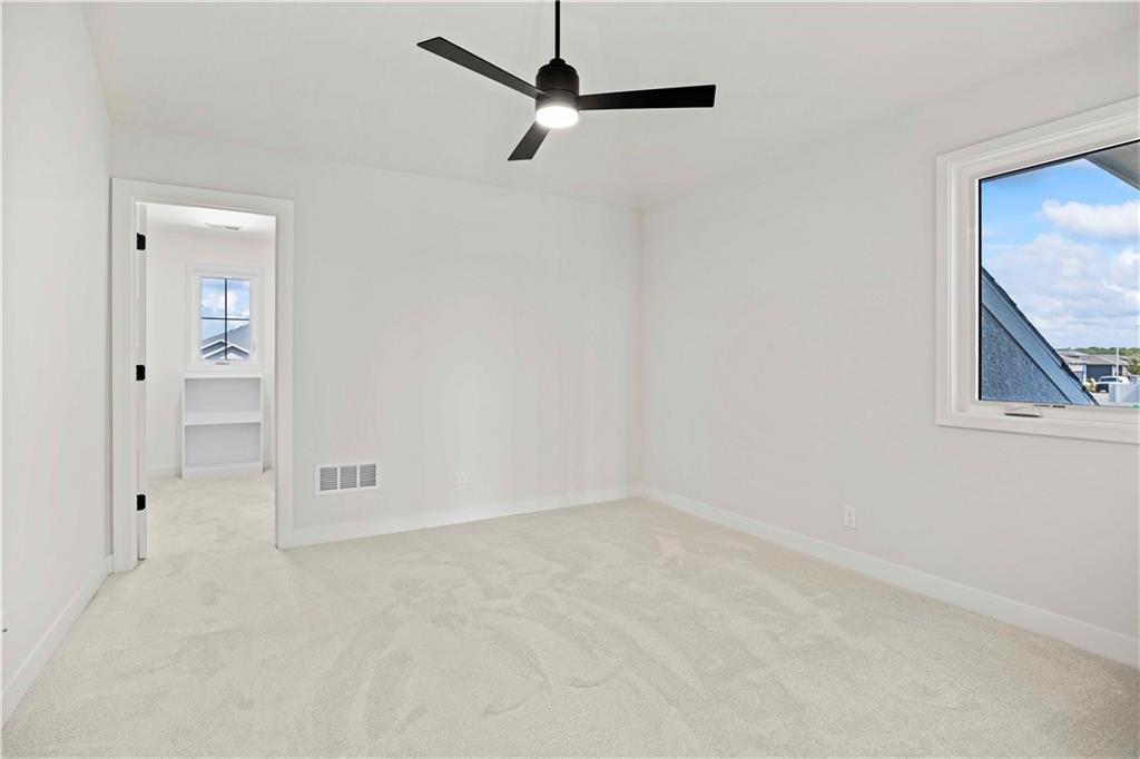 517 Bentwater Drive Property Photo 32