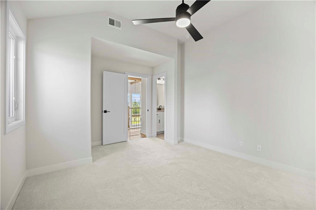 517 Bentwater Drive Property Photo 33