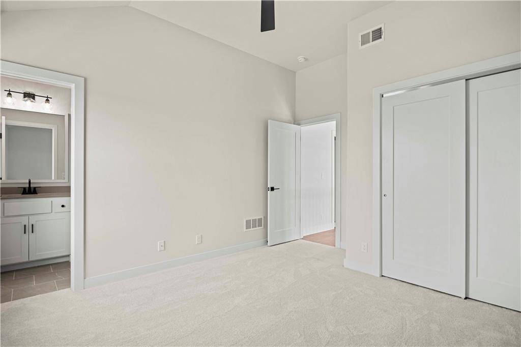 517 Bentwater Drive Property Photo 41