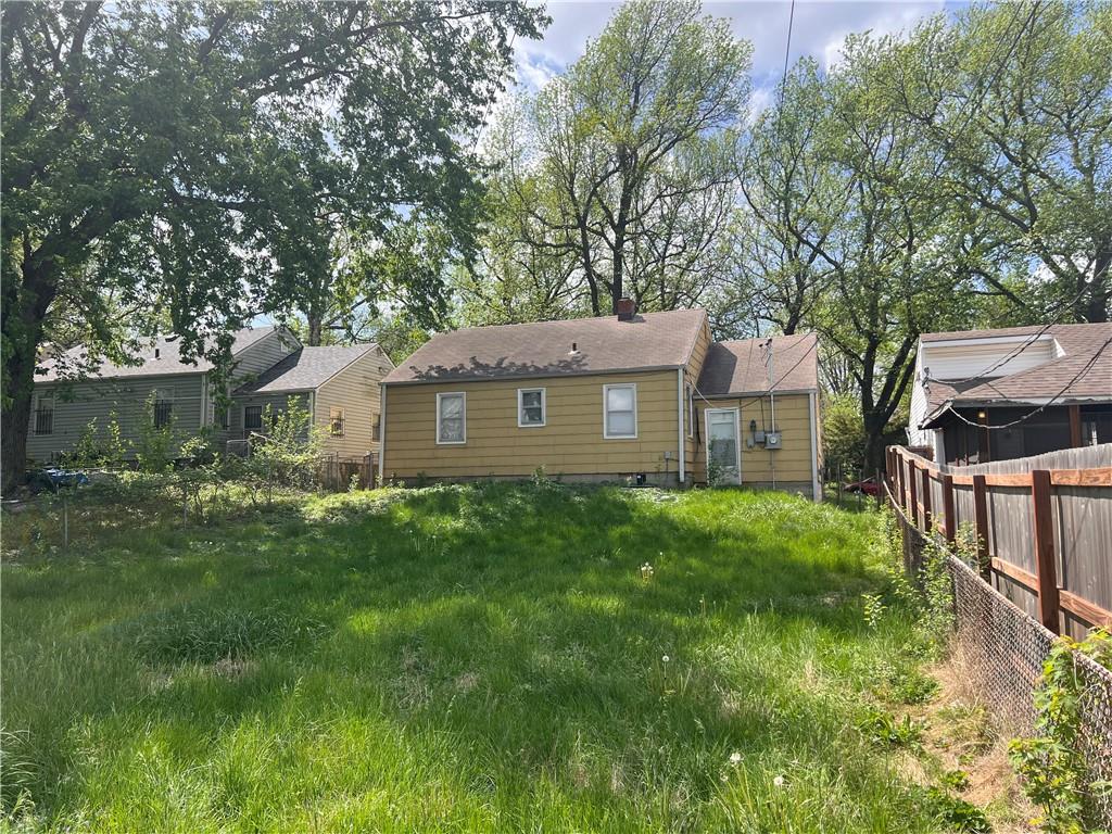341 N Quincy Avenue Property Photo 18