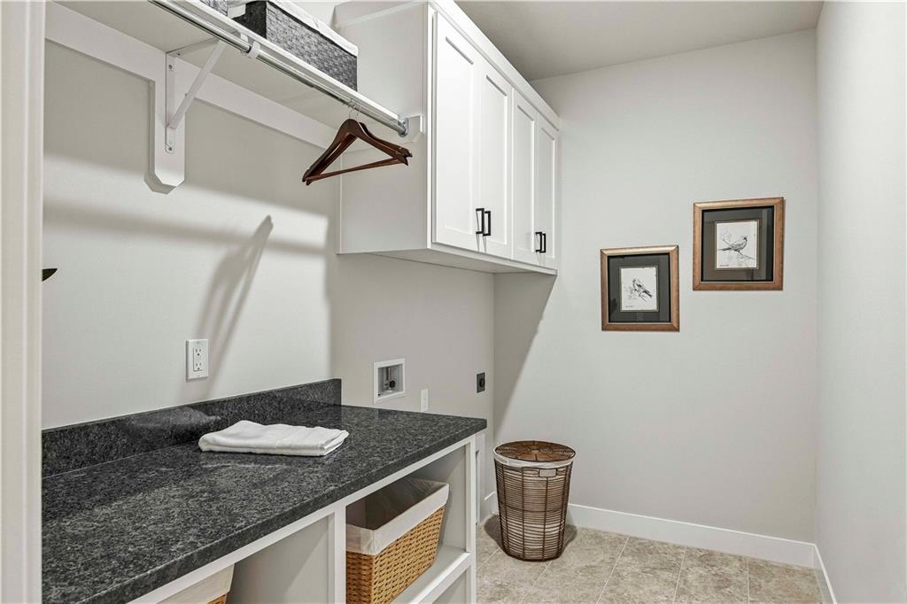 510 Bentwater Drive Property Photo 22
