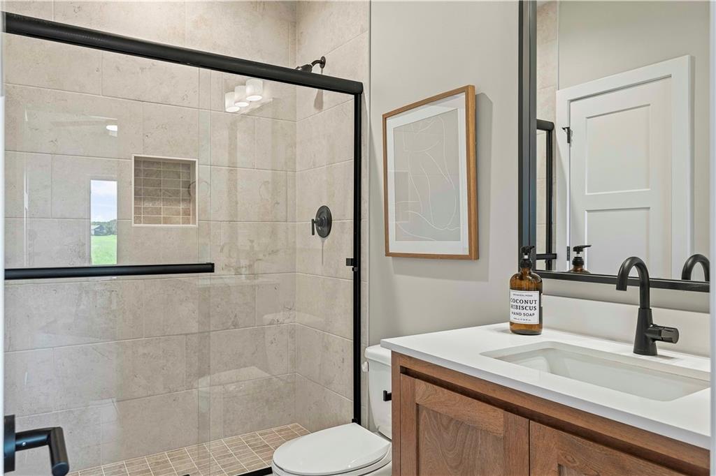 510 Bentwater Drive Property Photo 25