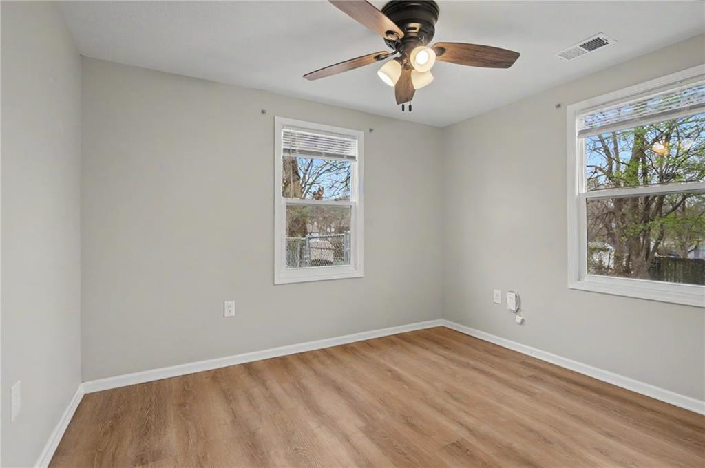 1106 S 50th Drive Property Photo 15