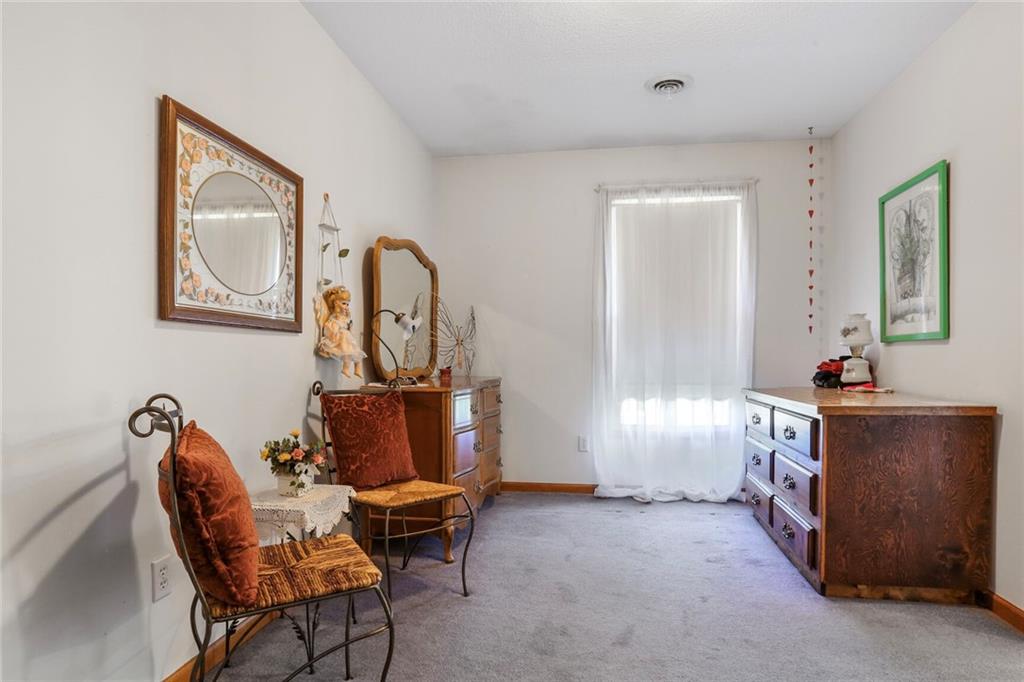 19412 Shanks Road Property Photo 19