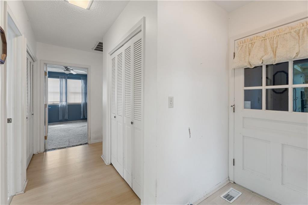 1302 W 4th Street Property Photo 15
