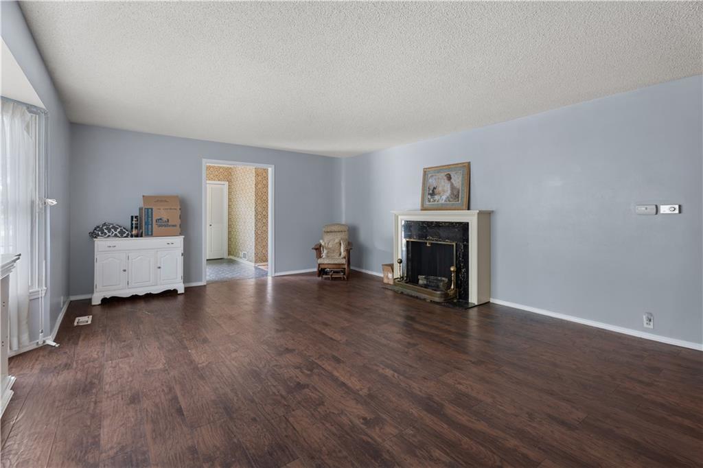 1302 W 4th Street Property Photo 26