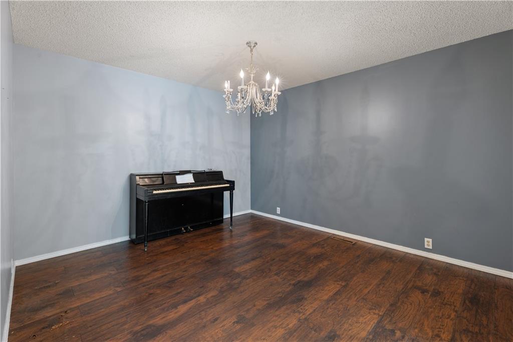 1302 W 4th Street Property Photo 27