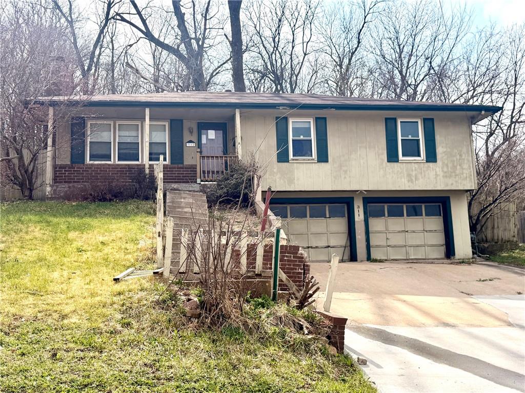 3112 HAMPTON Road Property Photo 1