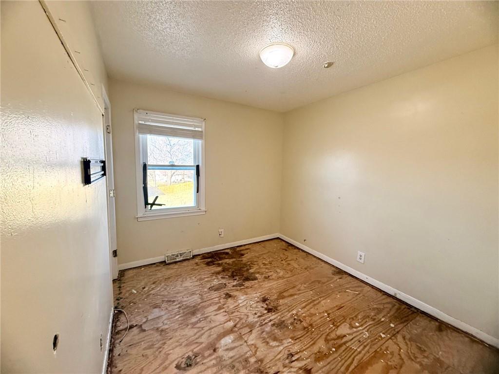 3112 Hampton Road Property Photo 6