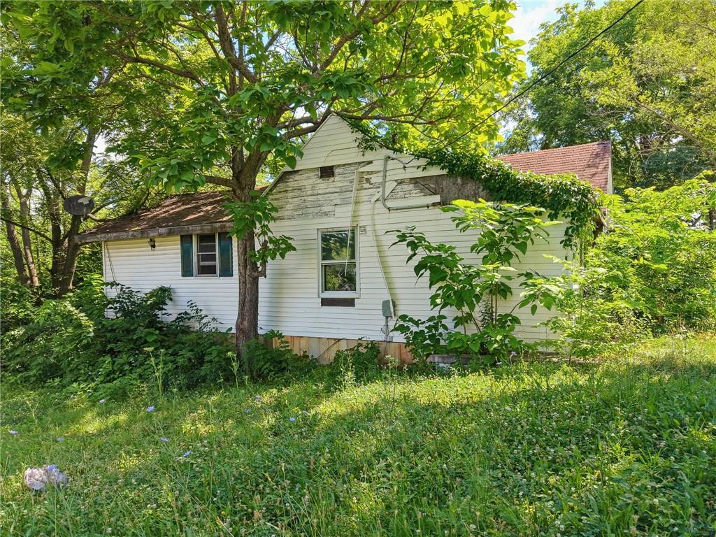 905 E Grant Street Property Photo 3