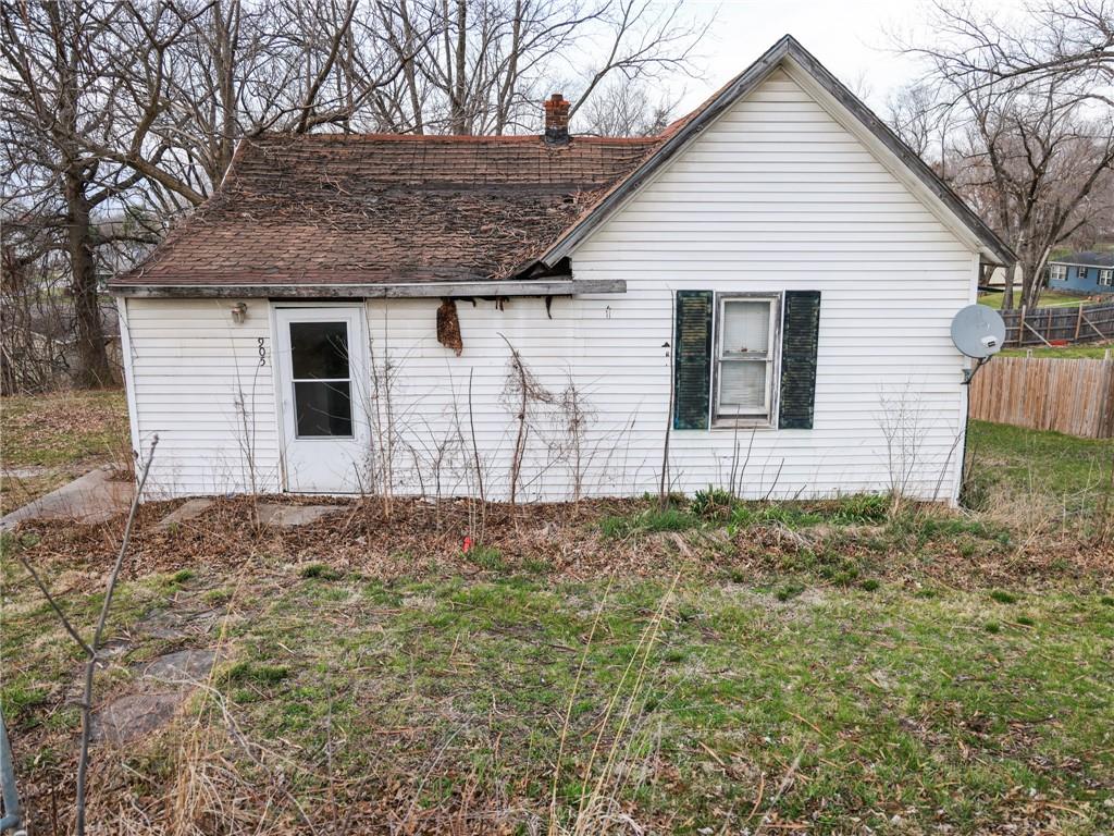905 E Grant Street Property Photo 5