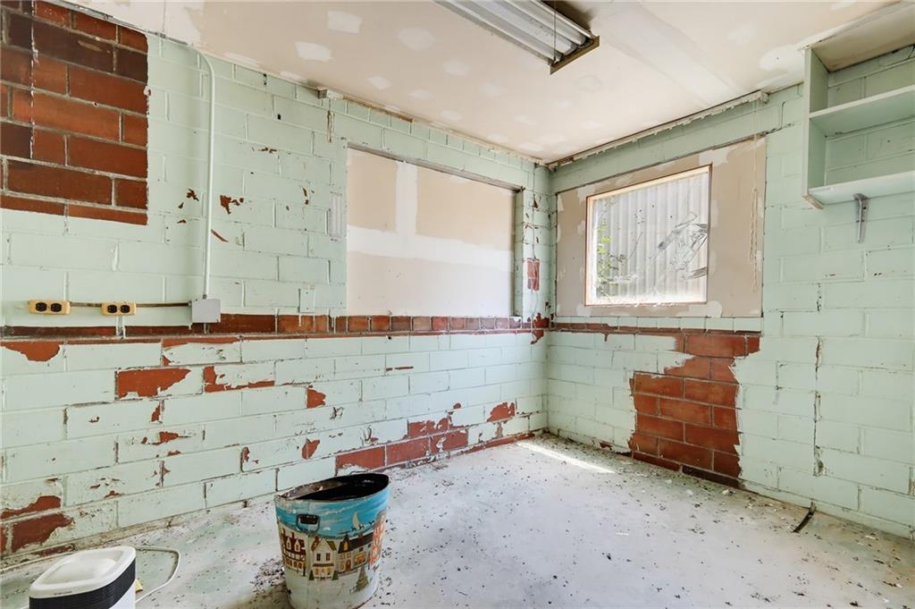 308 S Broadway Street Property Photo 60