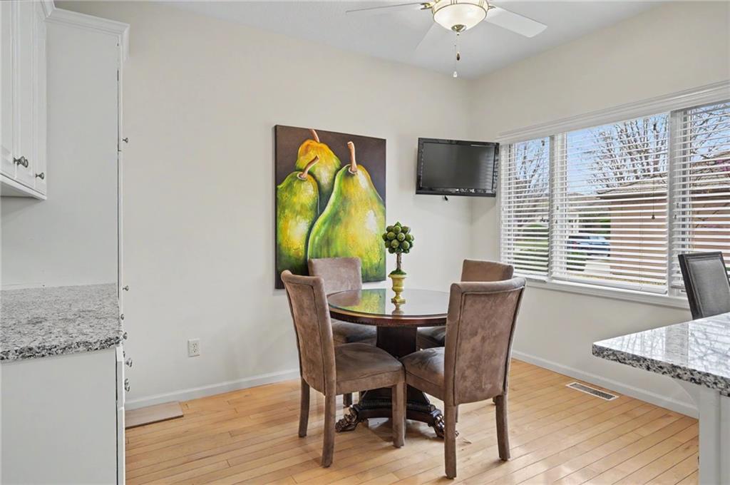 5727 Villa Drive Property Photo 18