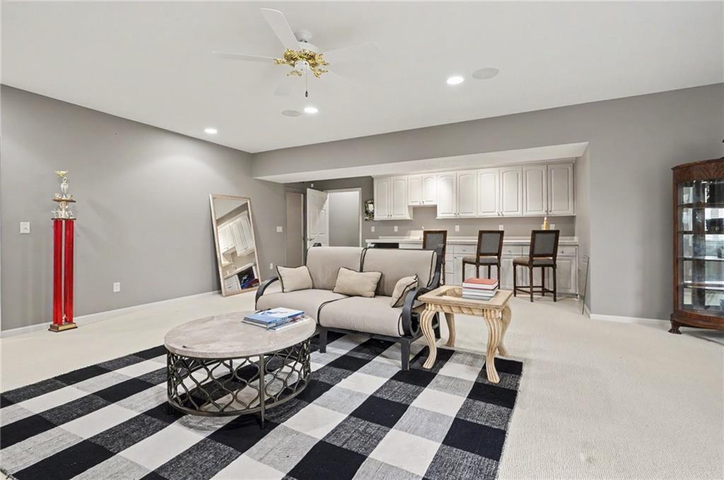 5727 Villa Drive Property Photo 37