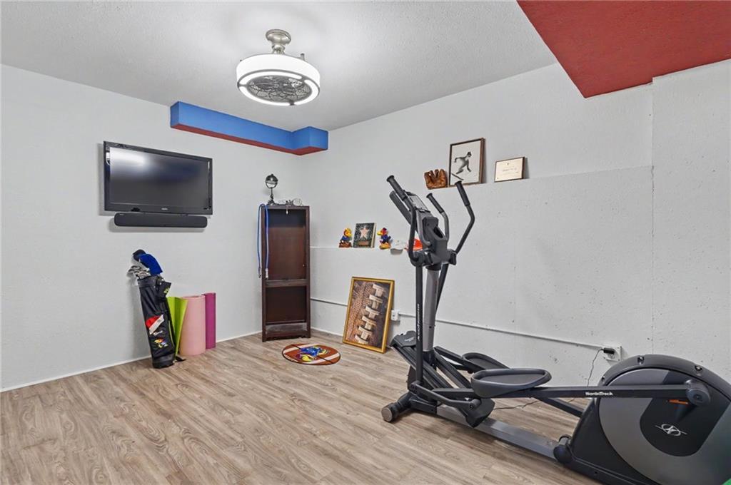 5727 Villa Drive Property Photo 45