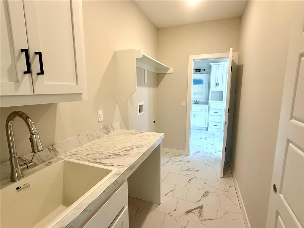 1039 Fir Lane Property Photo 6