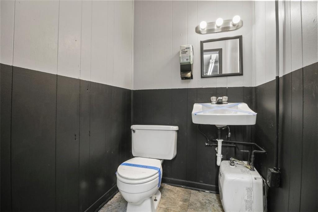 225 S 2nd Street Property Photo 12