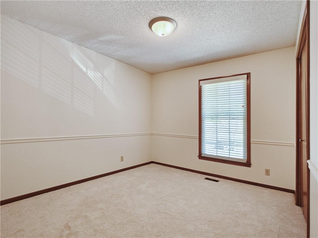 10560 Noland Road Property Photo 25